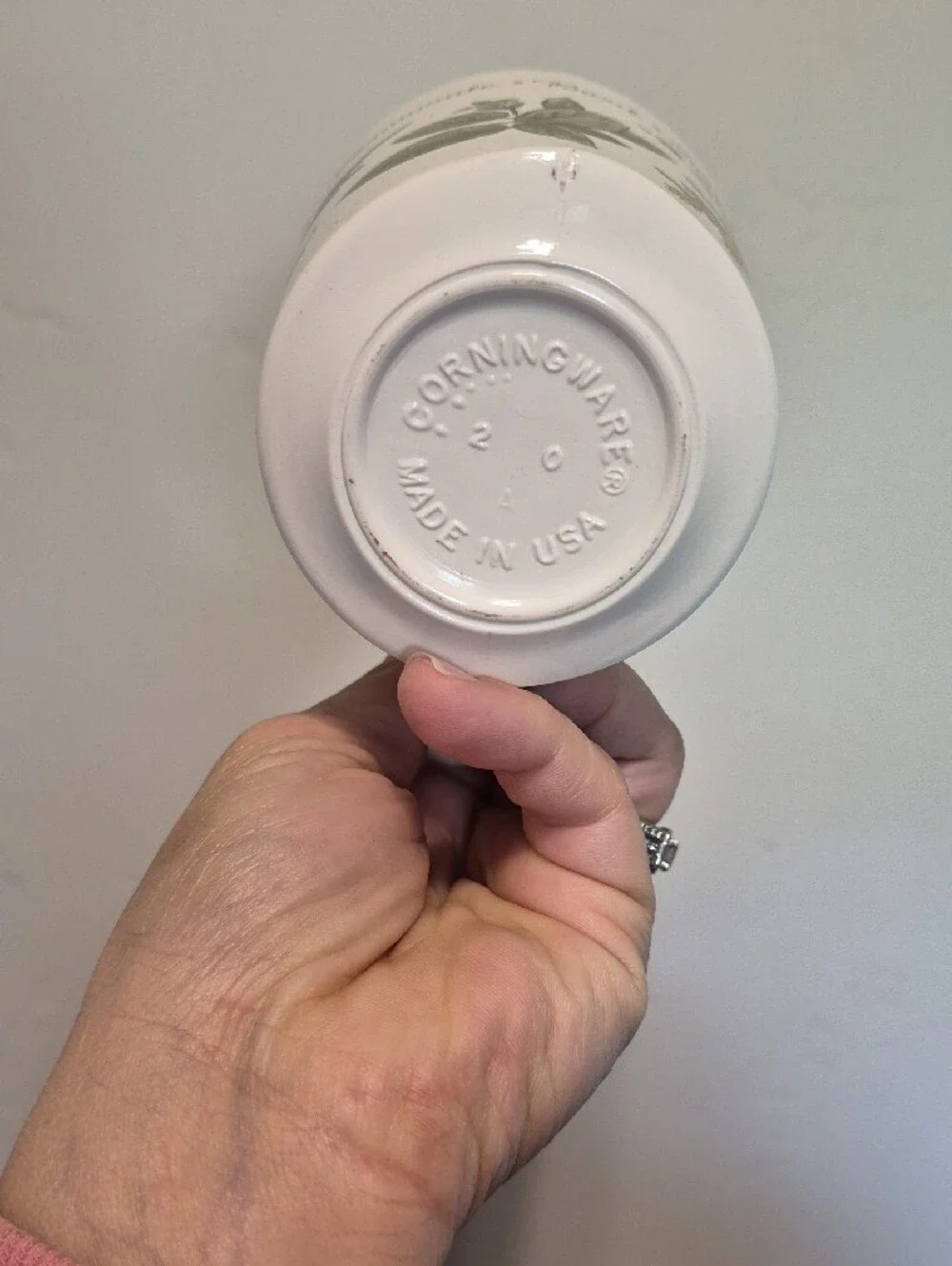 N/A white ceramic